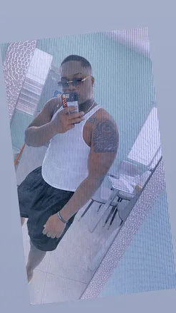 OnlyFans cuenta morenogustofino header 2