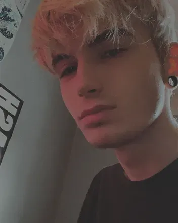 OnlyFans cuenta buried6feet avatar 1