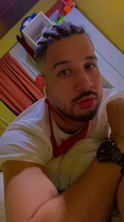 OnlyFans account  ryanmrodriguez avatar 1