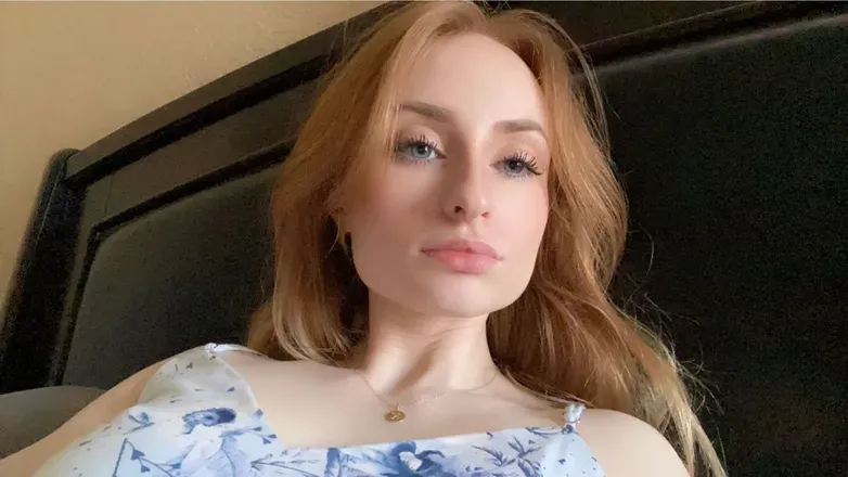 OnlyFans cuenta redheadxstepchild avatar 1