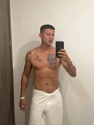 OnlyFans cuenta angelecherri header 2