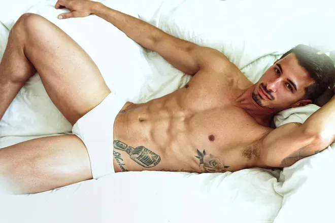 OnlyFans cuenta valentinorocafree header 2