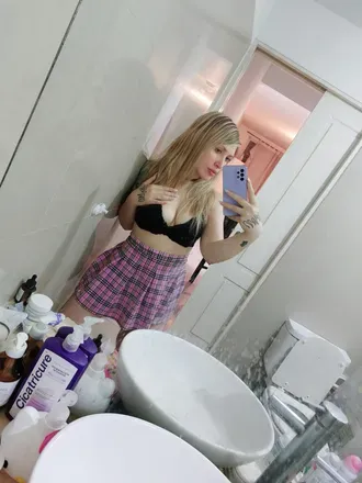 OnlyFans cuenta this_is_luz header 2