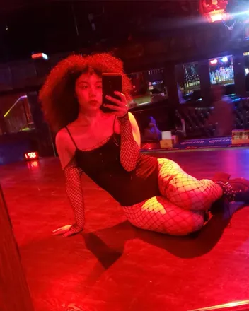 OnlyFans cuenta pho3nixgal header 2