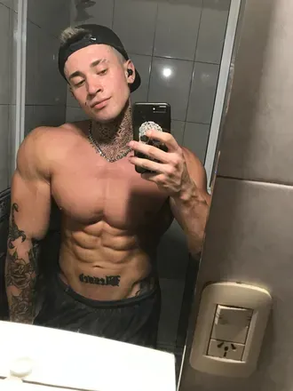 OnlyFans cuenta gianlucaxxx_free avatar 1