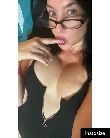 OnlyFans account  arieskitty avatar 1