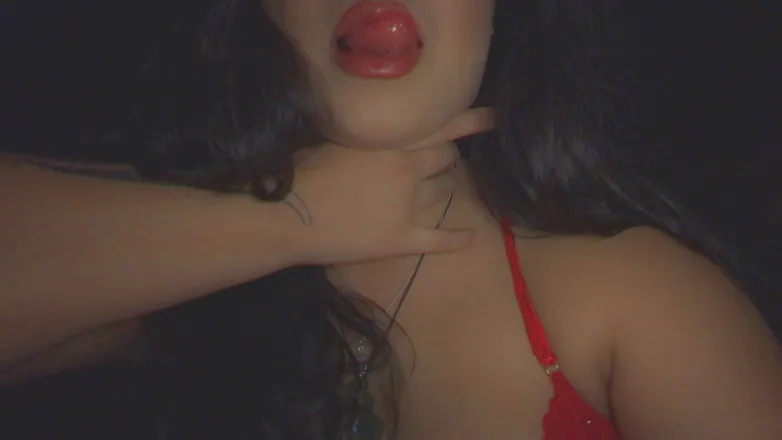OnlyFans cuenta queenlovett04 header 2