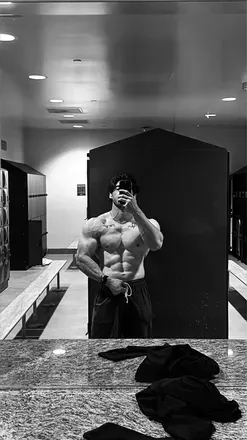 OnlyFans cuenta tokenedfit avatar 1