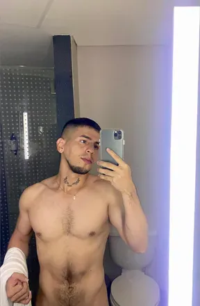 OnlyFans cuenta deyverf1 avatar 1