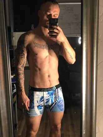 OnlyFans cuenta kam_g_92 header 2