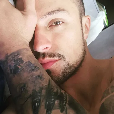 OnlyFans account  i_am_mathew header 2