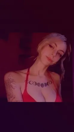 OnlyFans cuenta petalluv avatar 1
