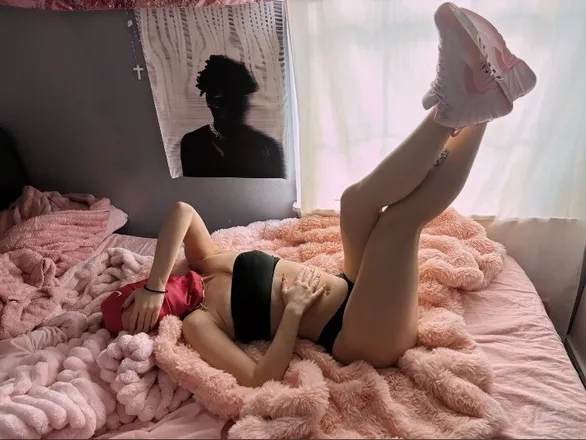 OnlyFans account  funsizedspice header 2
