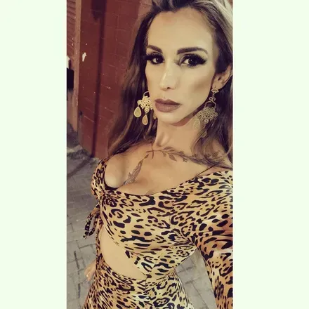 OnlyFans cuenta duda_horse avatar 1