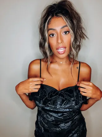 OnlyFans cuenta ayebeee header 2