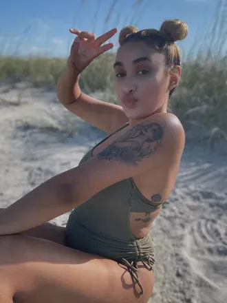 OnlyFans cuenta sunflowerbarbie avatar 1