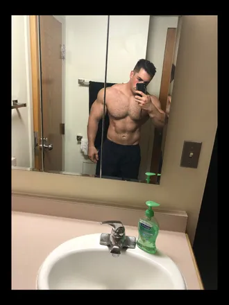 OnlyFans cuenta stallion123 header 2