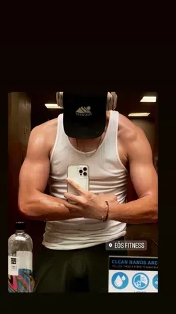 OnlyFans cuenta youngsiiner98 avatar 1
