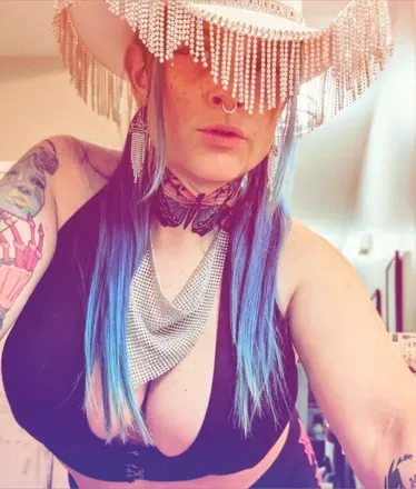 OnlyFans cuenta neonrollergirl avatar 1