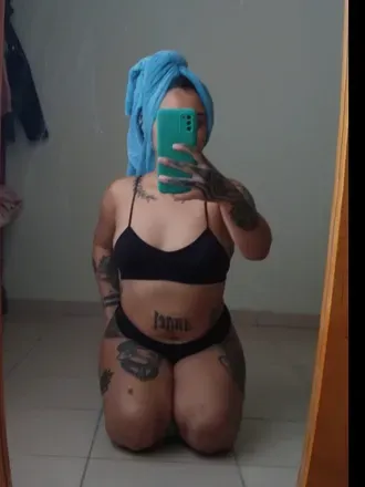 OnlyFans account  melnadirty avatar 1