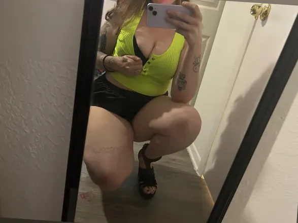 OnlyFans cuenta vee.so.fyaaa1 avatar 1
