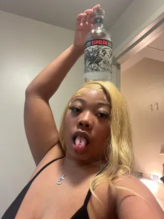 OnlyFans cuenta tweetytheredbone avatar 1