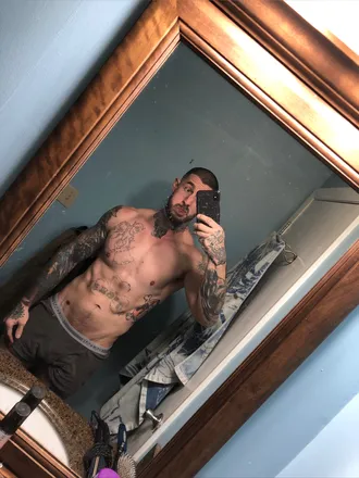 OnlyFans cuenta nocrybabies header 2