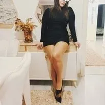 OnlyFans cuenta zeyna2424 avatar 1