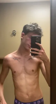 OnlyFans cuenta ethangxcci header 2