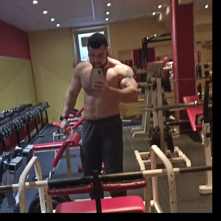 OnlyFans cuenta u221808431 header 2