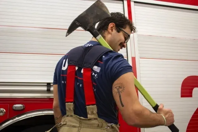 OnlyFans cuenta firefightergoose avatar 1