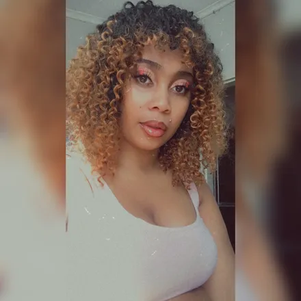 OnlyFans cuenta mammie.k header 2