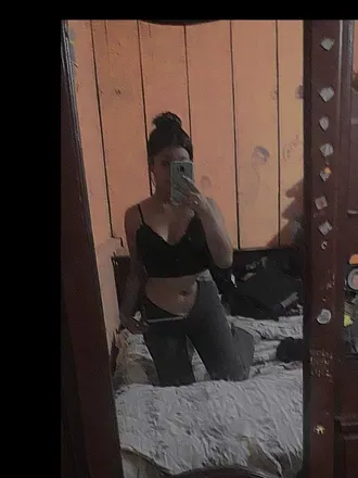 OnlyFans cuenta only_emi04 avatar 1