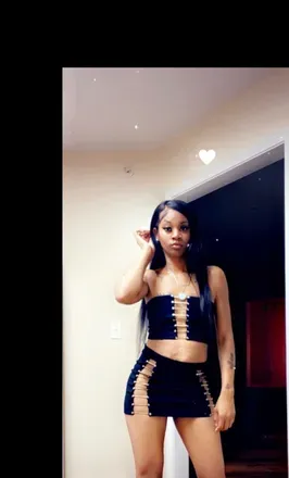OnlyFans account  buttapecanredd header 2