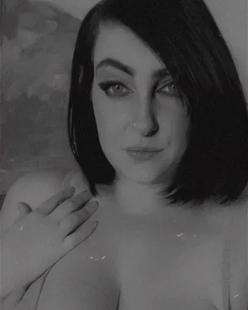 OnlyFans cuenta freshlybakedjess avatar 1