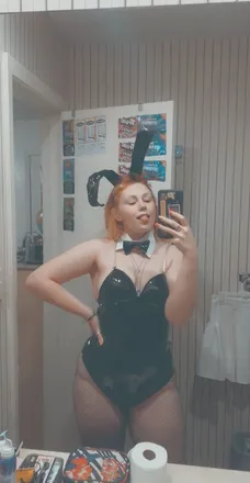 OnlyFans cuenta cinna_tits666 header 2