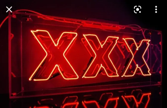 OnlyFans cuenta rockiexxx header 2