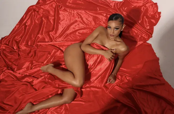 OnlyFans account  jadavip header 2