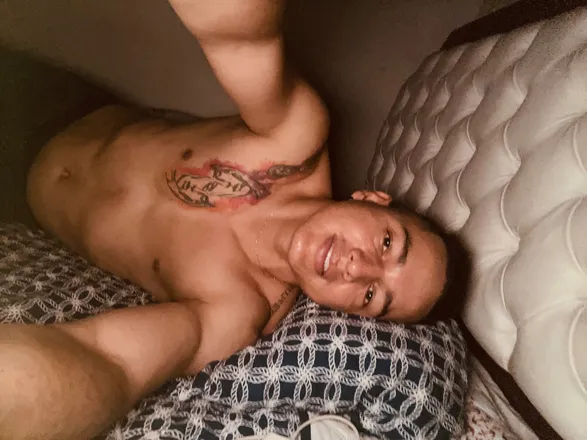 OnlyFans cuenta marlon_castillo69 header 2