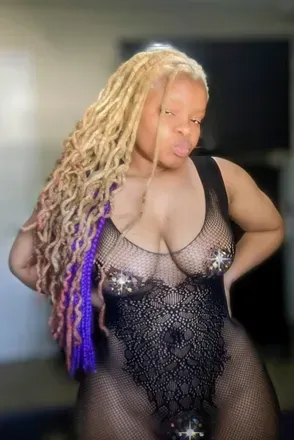 OnlyFans cuenta iampurplea avatar 1