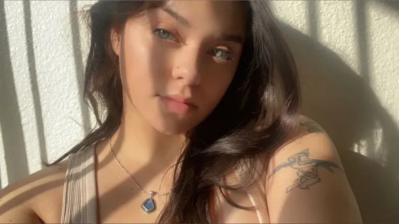 OnlyFans cuenta mirrboo header 2