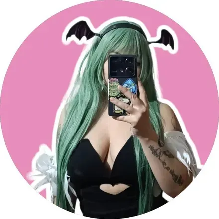 OnlyFans account  evacyv avatar 1