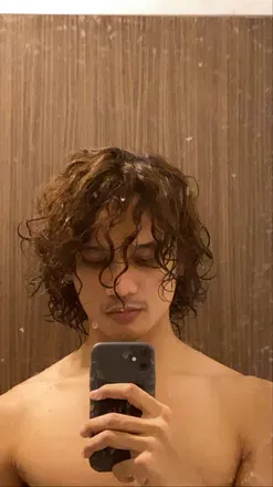 OnlyFans cuenta servemoreyusof avatar 1