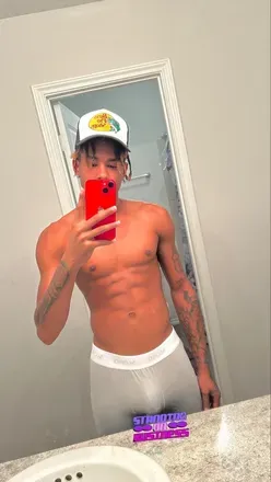 OnlyFans cuenta inherguttsss avatar 1