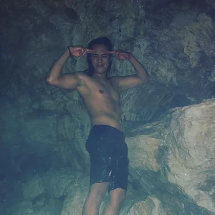 OnlyFans cuenta h-enrysama header 2