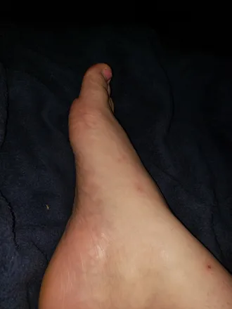 OnlyFans cuenta emeraldtoesandfeet header 2