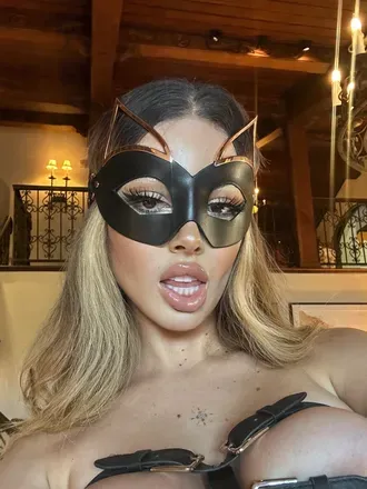 OnlyFans cuenta emilyepix avatar 1
