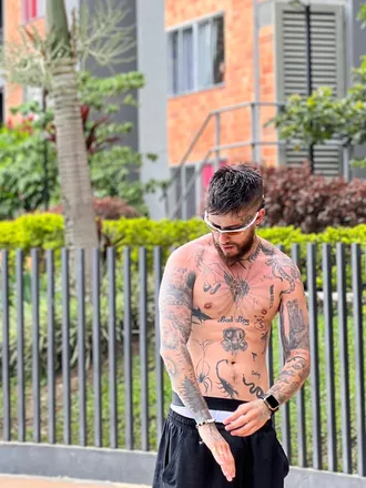 OnlyFans account  eightbadboyy header 2