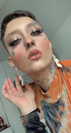 OnlyFans cuenta bad.snowie avatar 1