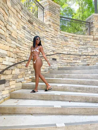 OnlyFans account  cocobeann21 avatar 1